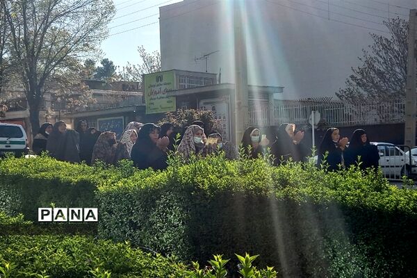 نماز عید سعید فطر در شهرکرد