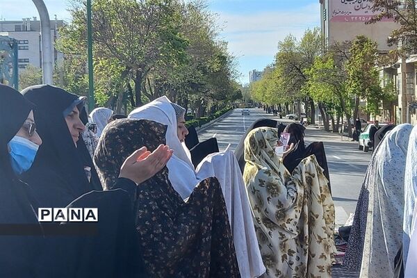 نماز عید سعید فطر در شهرکرد