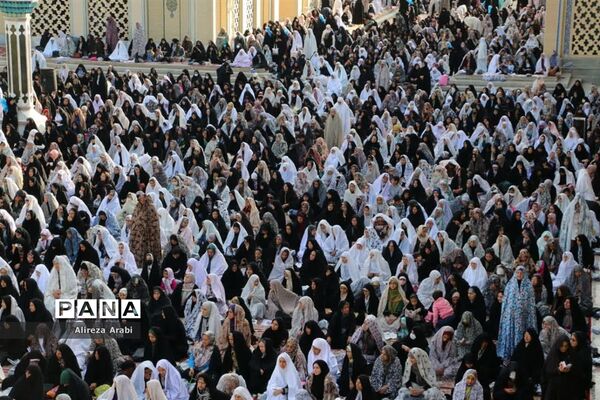 اقامه نماز عید سعید فطر در کاشمر