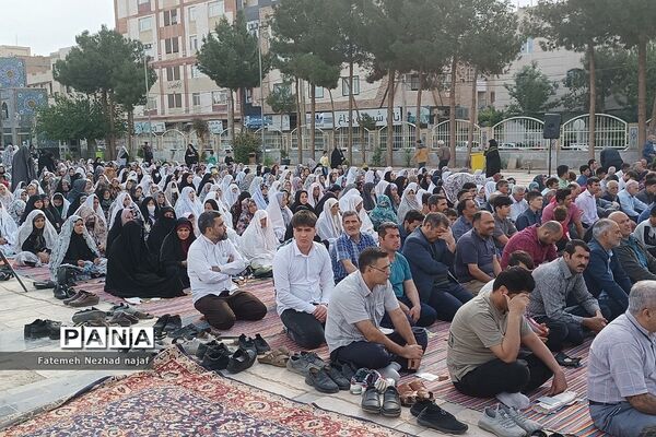 برگزاری نماز عید فطر در شهرستان قرچک