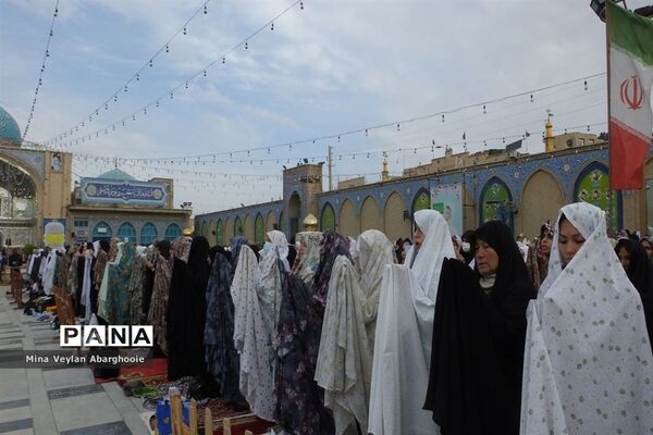 اقامه نماز عید سعید فطر در شهرستان پیشوا
