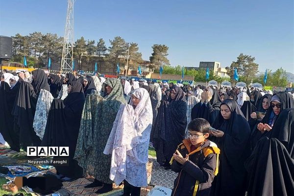 حضور پر شور کودکان دهه نودی در نماز عید سعید فطر آباده