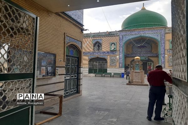 برگزاری مراسم نماز عید فطر در مسجد نبی