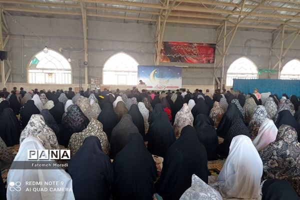 نماز عید سعید فطر در روستای مشکان  شهرستان خرّم بید