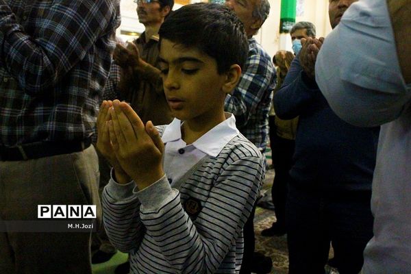 نماز عید سعید فطر در حرم حضرت معصومه (س)