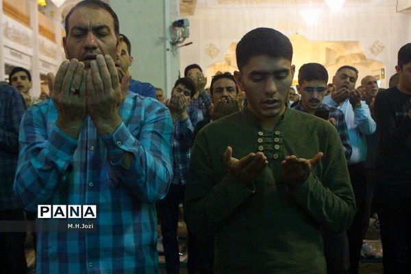 نماز عید سعید فطر در حرم حضرت معصومه (س)