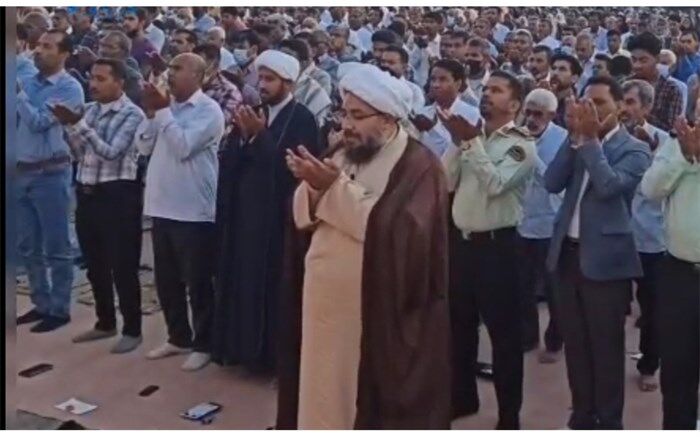 اقامه نماز عید فطر در رودان /فیلم