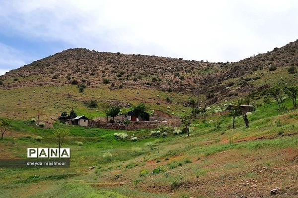 طبیعت زیبا و بکر سرخه حصار تهران