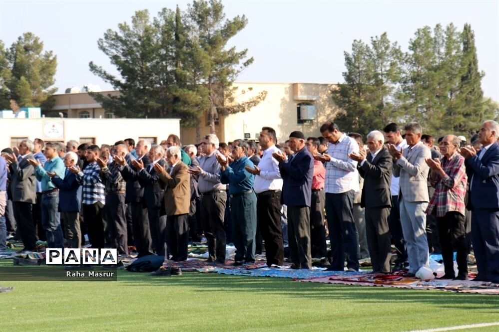 برگزاری نماز عید سعید فطر در شهرستان خرامه
