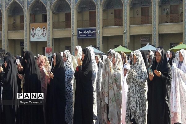 نماز عید بندگی در حرم مطهر شاهچراغ (ع)