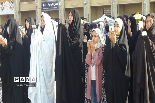 نماز عید بندگی در حرم مطهر شاهچراغ (ع)