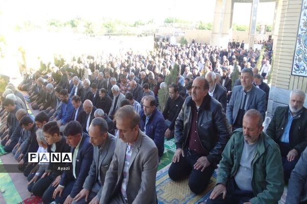 نماز عید فطر در شهر شهید پرور کوشک