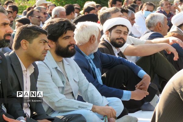 نماز عید سعید فطر در خاتم