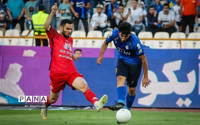 پیشنهاد عجیب یک پرسپولیسی به بازیکن استقلال