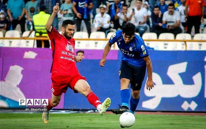 پیشنهاد عجیب یک پرسپولیسی به بازیکن استقلال