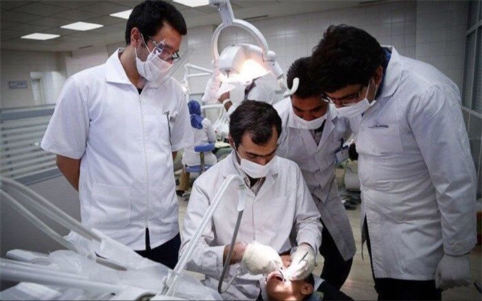 فردا، آغاز فرایند انتقال و مهمانی دانشجویان علوم‌پزشکی
