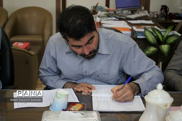 جلسه میز کار شهرستان‌ها و مناطق معاونت پرورشی و فرهنگی آموزش و پرورش استان بوشهر