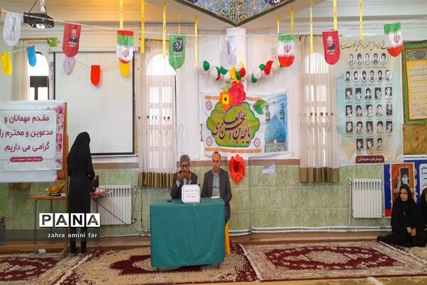 دیدار سرپرست آموزش و پرورش شهرستان نور با اولیا دانش‌آموزان مقطعه متوسطه دوم