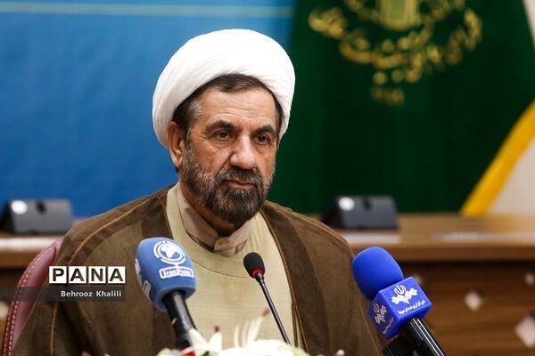 جلسه هم‌اندیشی بزرگداشت دهه کرامت