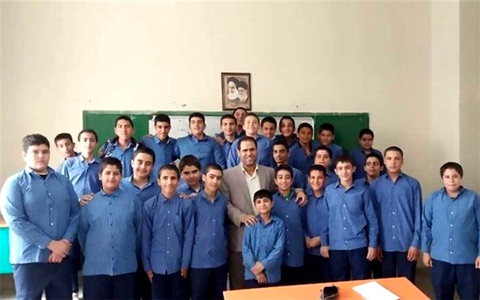 بازدید سرزده سرپرست وزارت آموزش و پرورش از مدارس شهر تهران