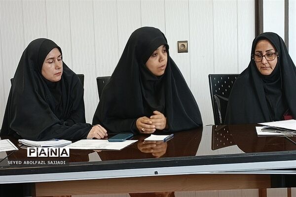 برگزاری جلسه شورای آموزش و پرورش فشافویه