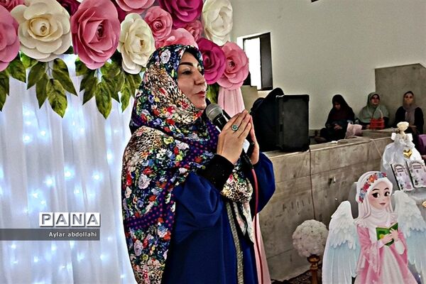 جشن تکلیف دانش‌آموزان دختر مدرسه نجمه قرچک