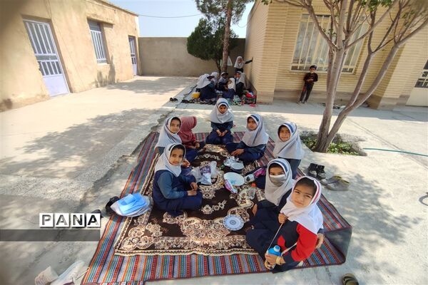 اردوی درون مدرسه دبستان عشایری لقمان حکیم خاتم