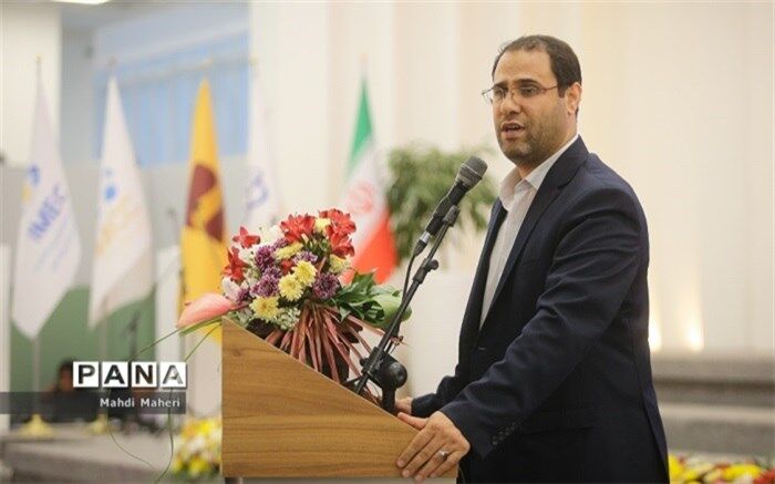 معلمان هفته آینده از سراسر کشور به دیدار رهبر انقلاب خواهند آمد