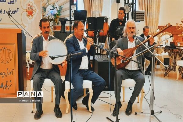 آیین تجلیل از پیشکسوتان آموزش ابتدایی آموزش و پرورش ملارد