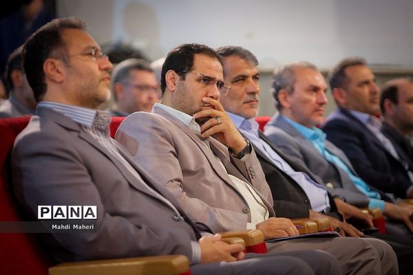 گردهمایی نمایندگان مدیران مدارس تهران