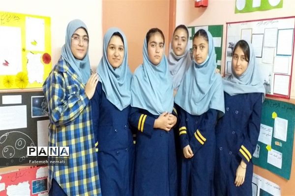 برپایی نمایشگاه با موضوع هفته مشاغل در آموزشگاه شایستگان ملارد