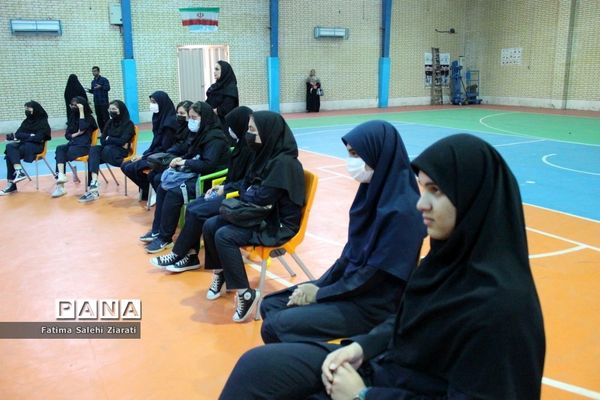 کارگاه سبک زندگی فعال و سالم ویژه دانش‌آموزان در بوشهر