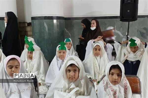 جشن تکلیف دانش‌آموزان دختر در مصلی امام خمینی(ره) شهریار