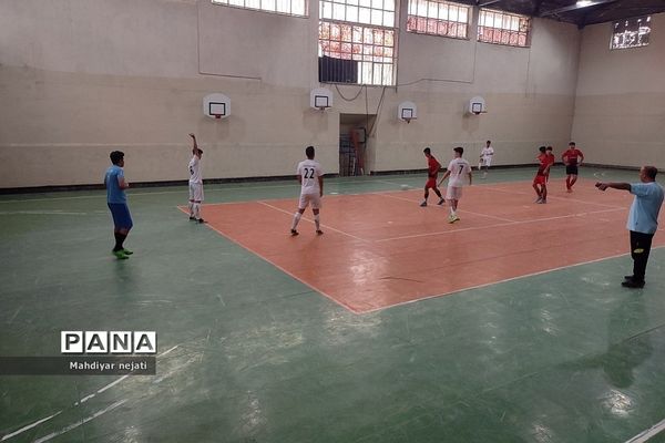 برگزاری مسابقات فوتسال جام سپاس معلم در آموزش و پرورش رودهن