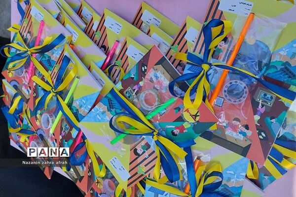 آموزش نحوه مصرف درست انرژی برق و ساعات اوج مصرف در دبستان دخترانه سما۲ رودهن