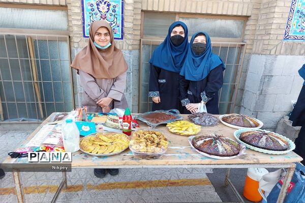 برپایی  بازارچه کارآفرینی دانش‌آموزی