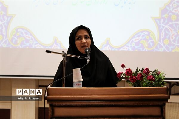 ویژه برنامه روز جهانی «مشاور و روان شناس» در دبیرستان هفتم تیر