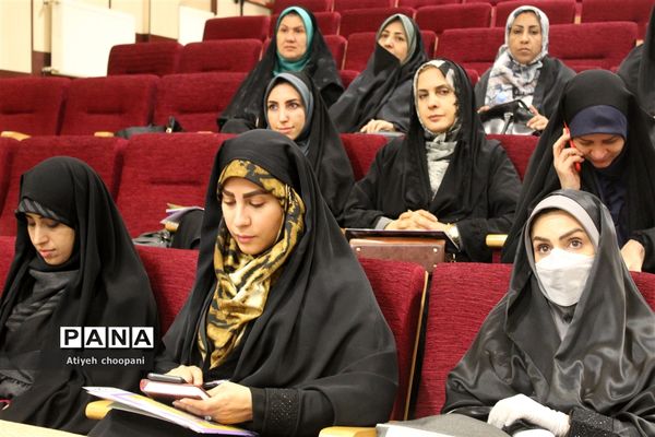 ویژه برنامه روز جهانی «مشاور و روان شناس» در دبیرستان هفتم تیر