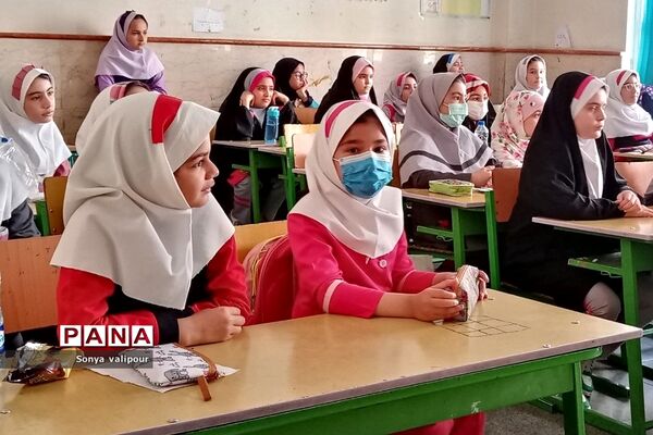 مسابقات قرآن و عترت در مدرسه دخترانه نبی اکرم(ص)