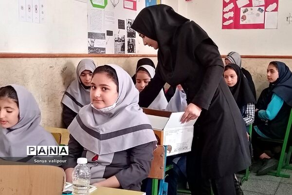 مسابقات قرآن و عترت در مدرسه دخترانه نبی اکرم(ص)