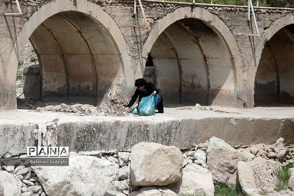 پویش مردمی بی زباله در حاشیه رودخانه جاجرود