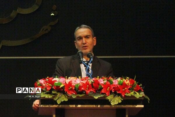 مراسم تجلیل از همیاران بازیافت قم