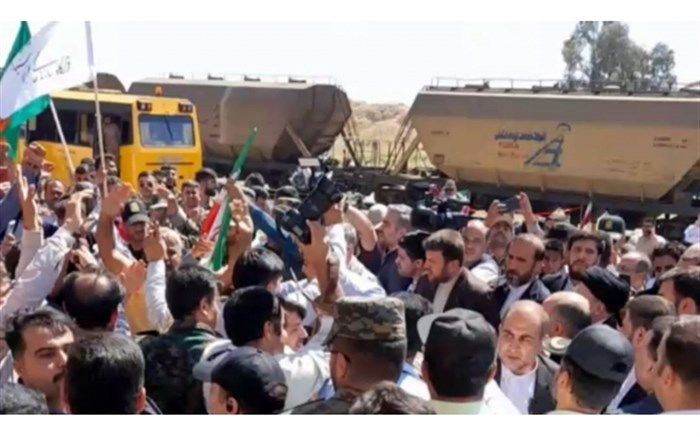 تداوم روند پیشرفت کشور در گرو رونق تولید است