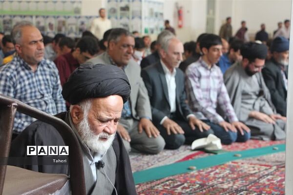 مرحله نهایی مسابقات قرآن عترت و نماز دانش‌آموزان پسر  استان اصفهان- 1