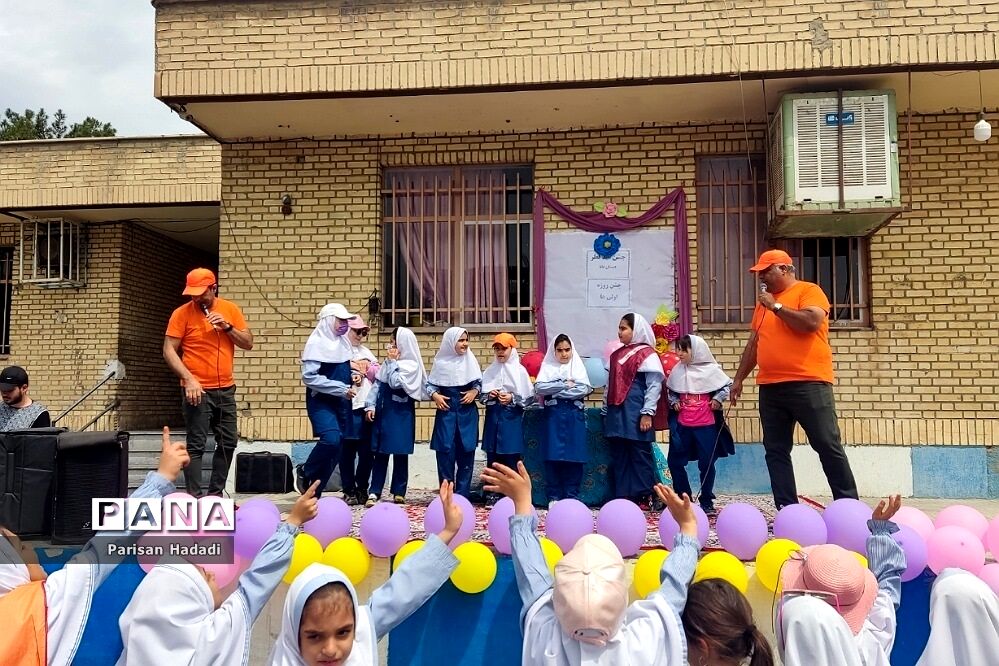 برگزاری اردوی شاد درون مدرسه‌ای دبستان دانا برای دانش آموزان و معلمان