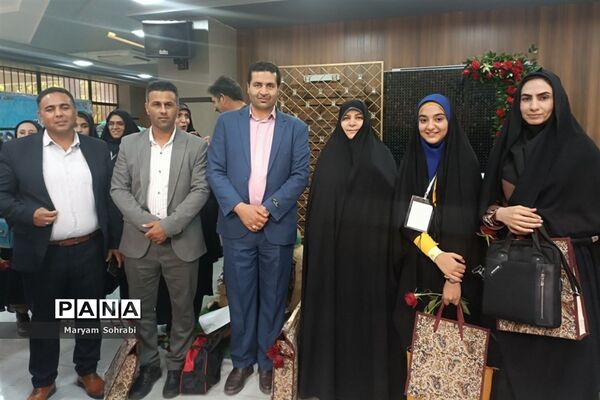 افتخار آفرینی و کسب مقام مدارس شاهد فارس در جشنواره ملی پرواز تا بی نهایت