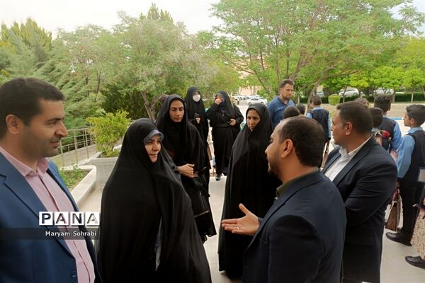 افتخار آفرینی و کسب مقام مدارس شاهد فارس در جشنواره ملی پرواز تا بی نهایت