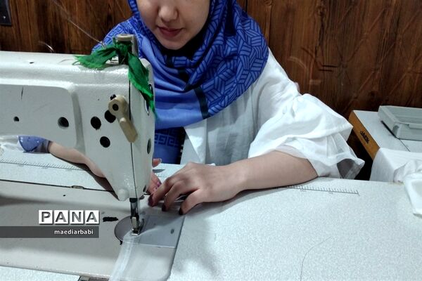 برگزاری کارگاه‌های خیاطی بانوان در قلعه خواجه بمناسبت هفته مشاغل