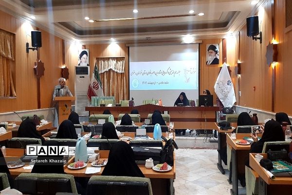 جلسه هم‌اندیشی مشاوران امور بانوان خراسان رضوی