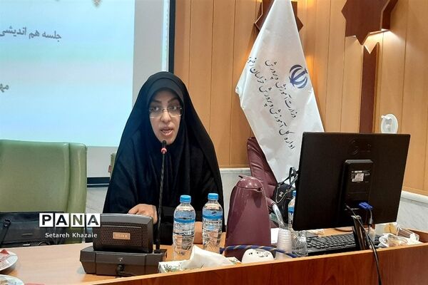 جلسه هم‌اندیشی مشاوران امور بانوان خراسان رضوی
